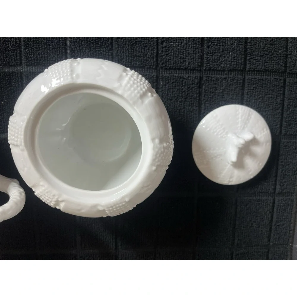White glazed ceramic (porcelain-style) creamer & sugar bowl set [W]